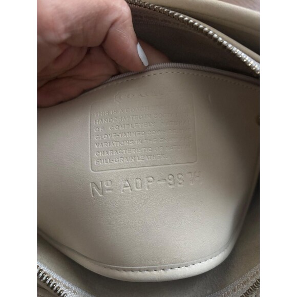 Coach Vintage 9814 Cream Leather Sutton Crossbody Shoulder Bag - Picture 8 of 8